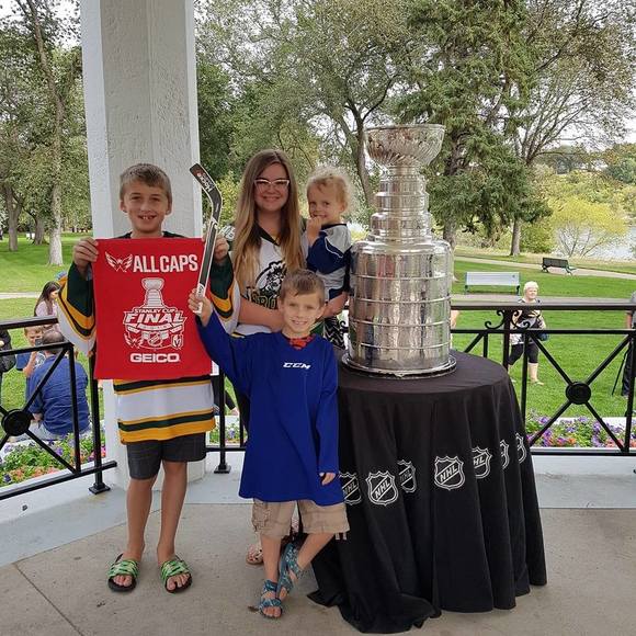 Meet your Posher, Allyce - Picture 1 of 1